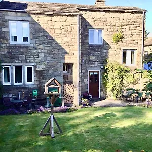 https://bramble-cottage-is-a-wonderful-country-cottage-in-the.yorkshirehotels.net